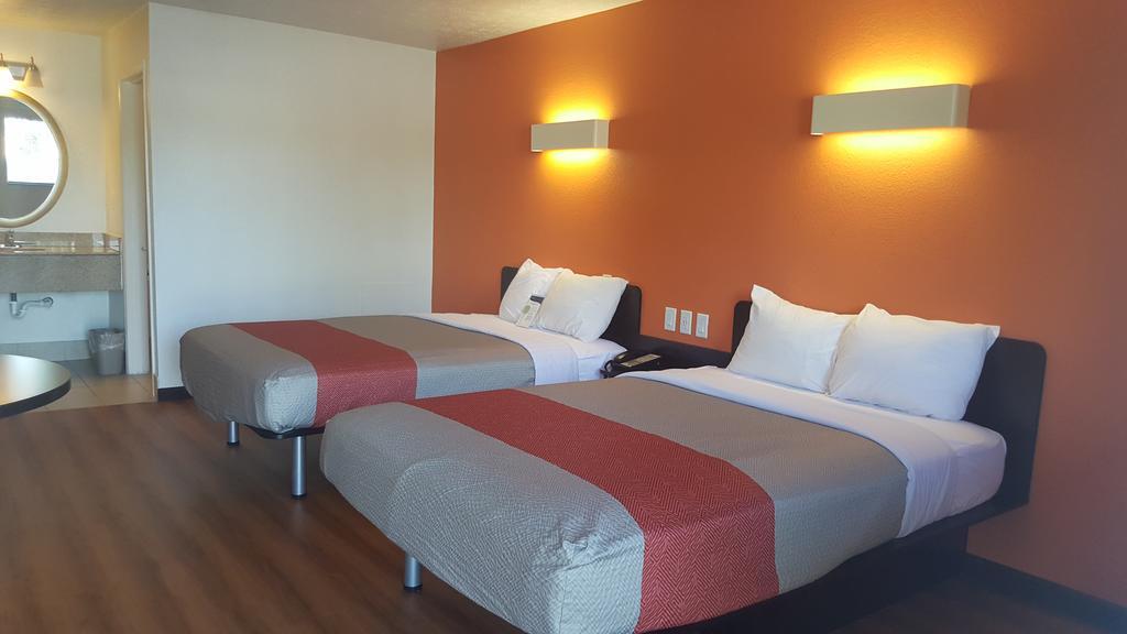 Motel 6-Columbus, Oh - Osu Eksteriør bilde