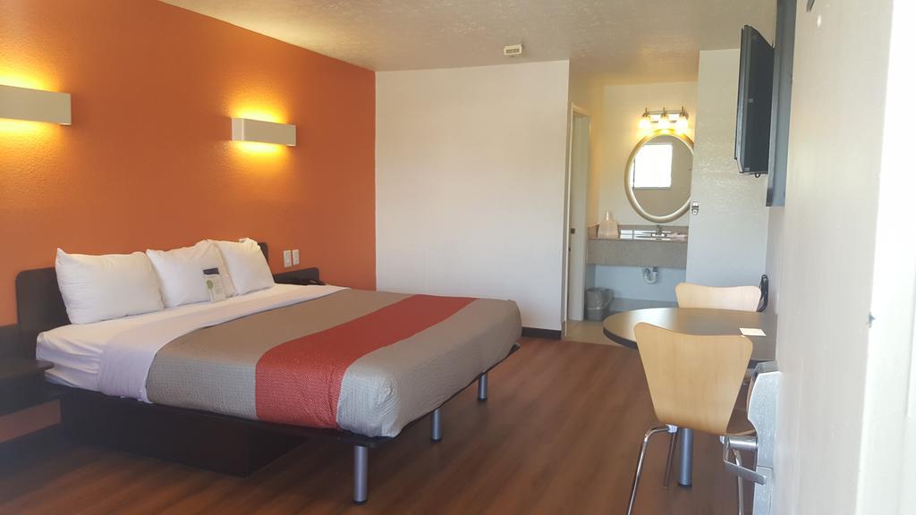 Motel 6-Columbus, Oh - Osu Eksteriør bilde