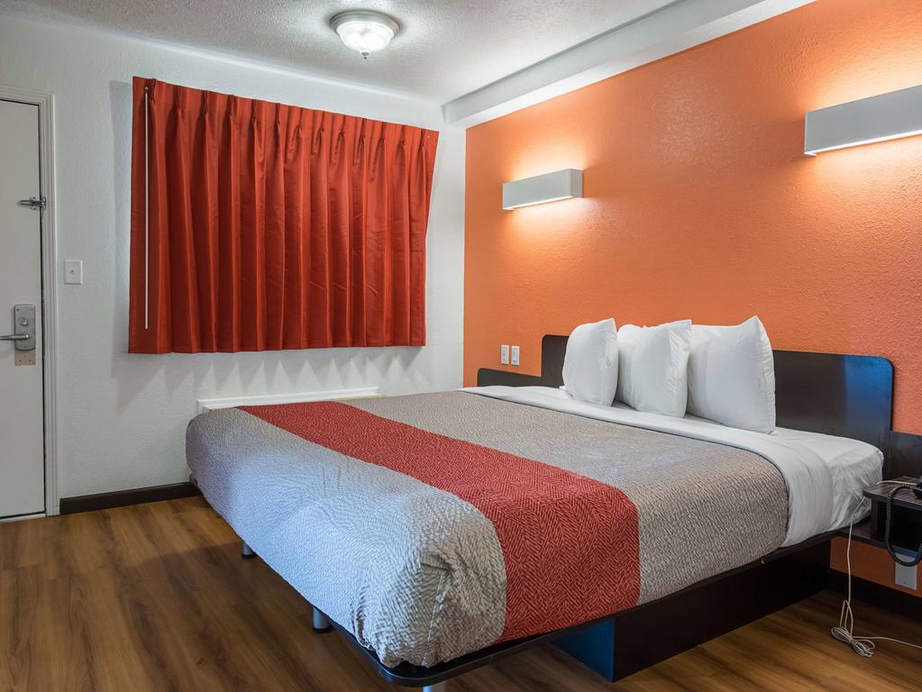 Motel 6-Columbus, Oh - Osu Eksteriør bilde