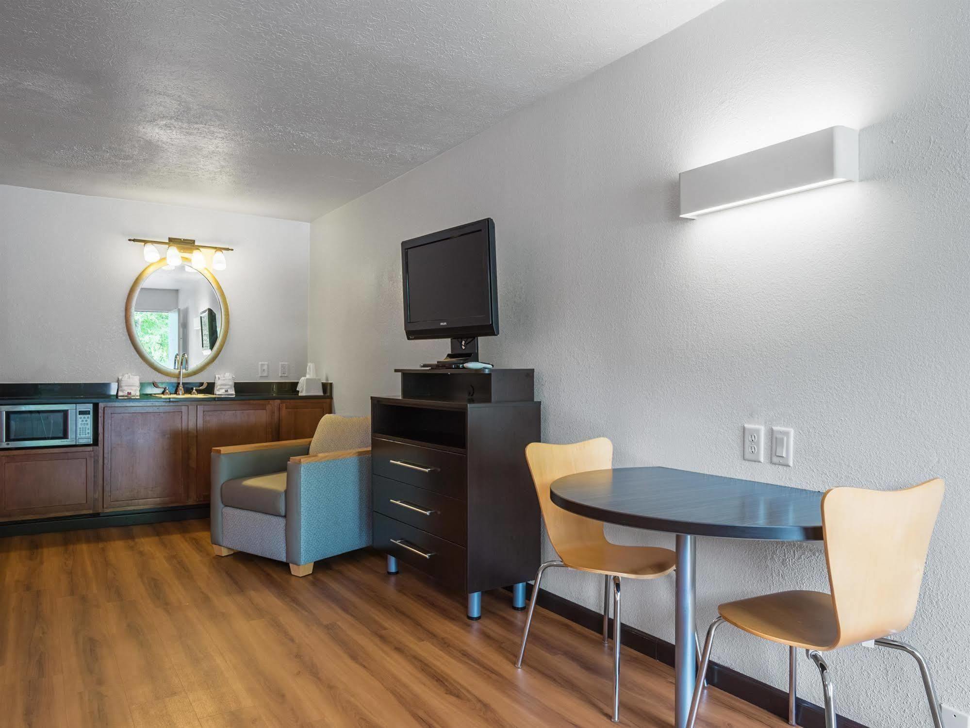 Motel 6-Columbus, Oh - Osu Eksteriør bilde
