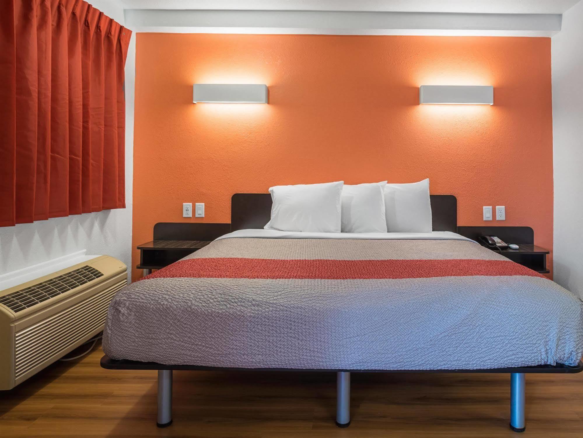 Motel 6-Columbus, Oh - Osu Eksteriør bilde